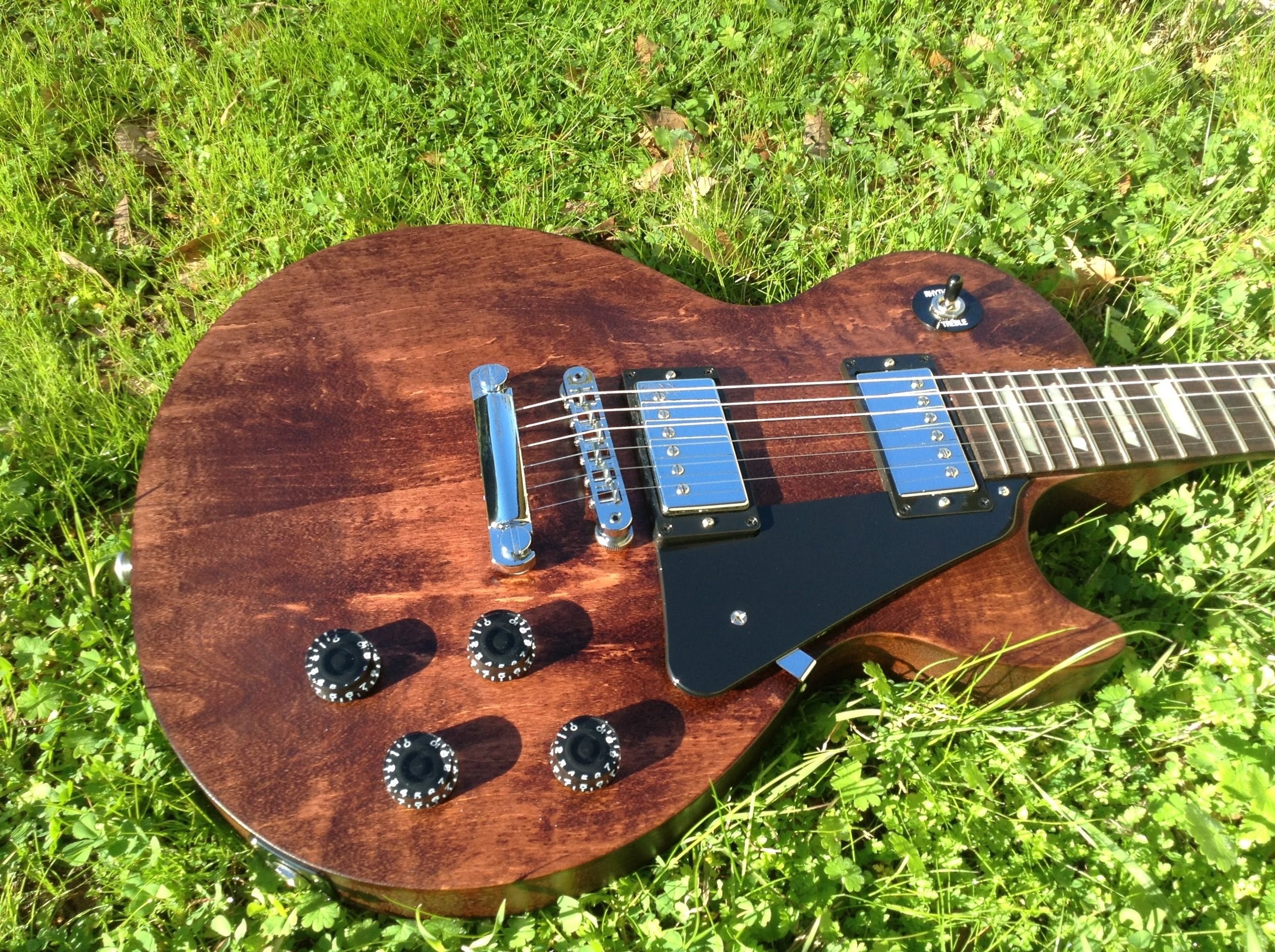 2016 Gibson Les Paul.jpg