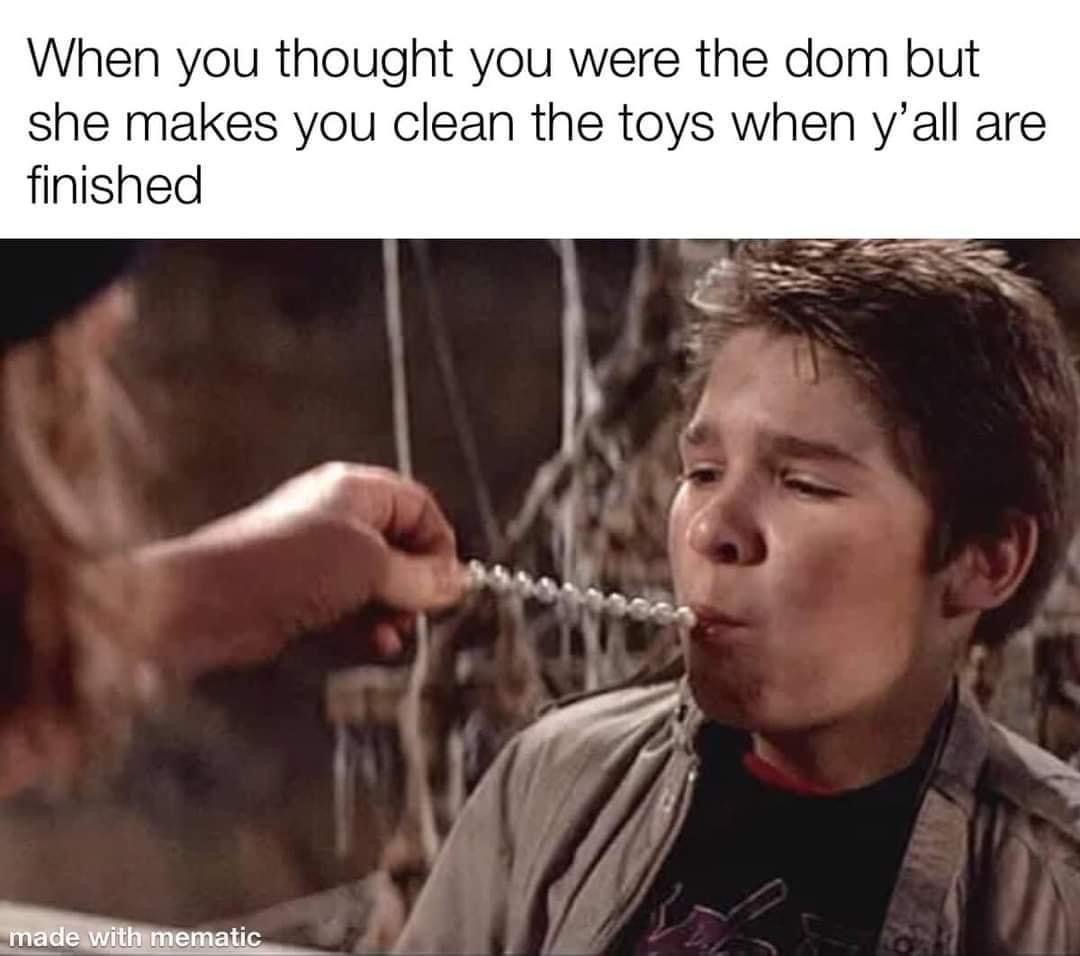 45121