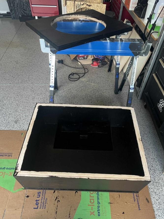 Box 2.jpg