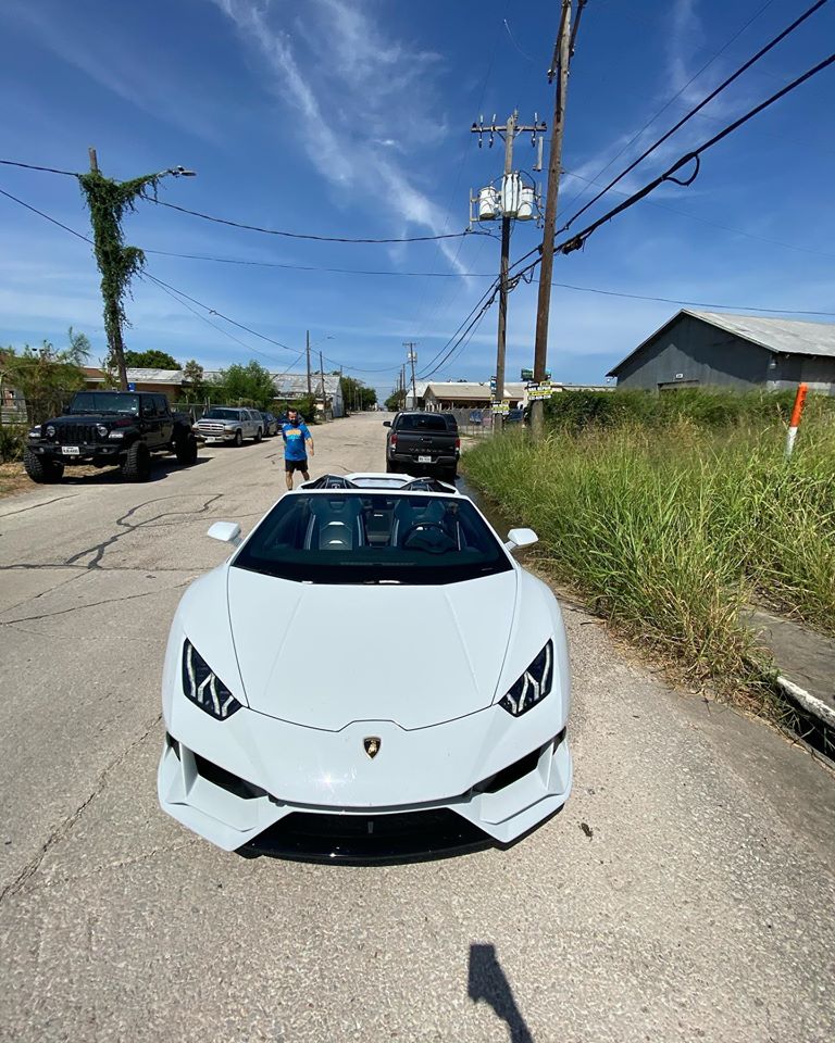 lambo.jpg