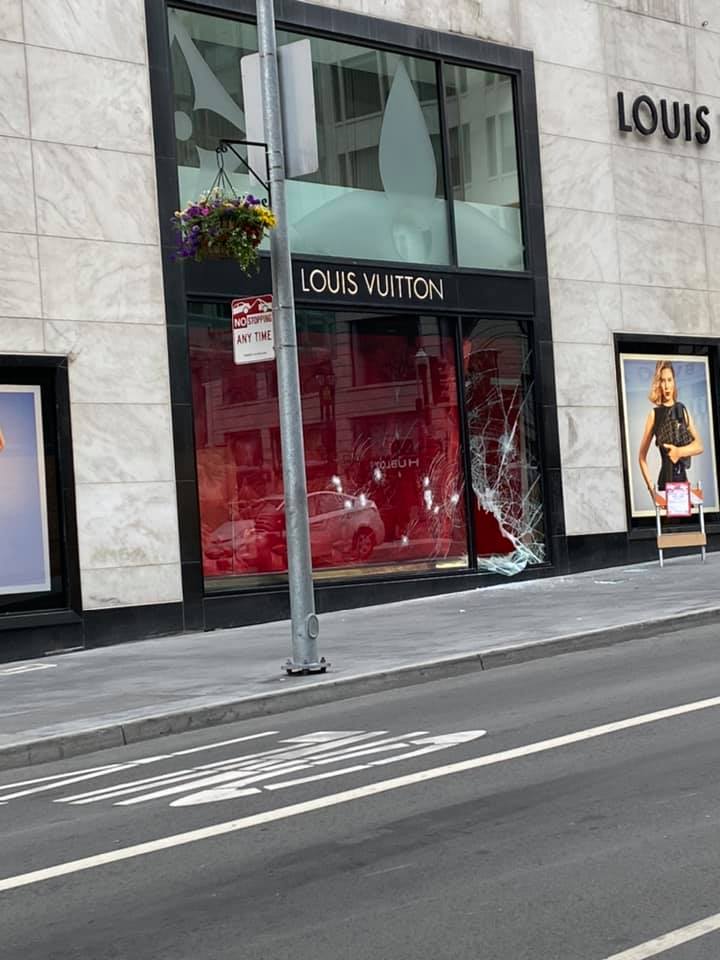 Louis Vuitton.jpg