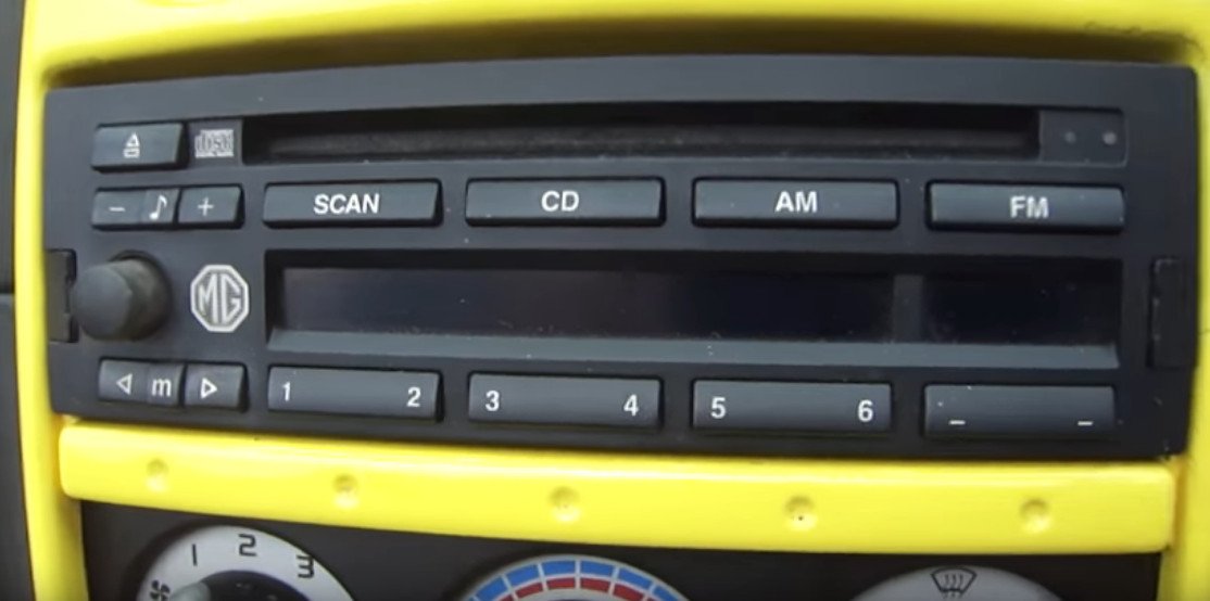 MGradio.jpg