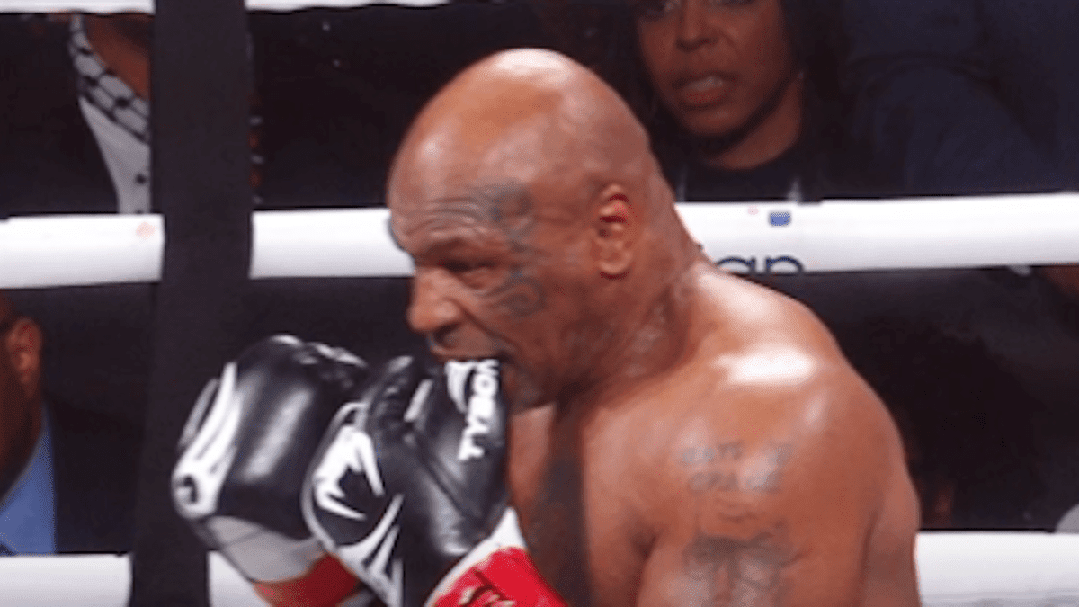mike-tyson-biting-glove.png