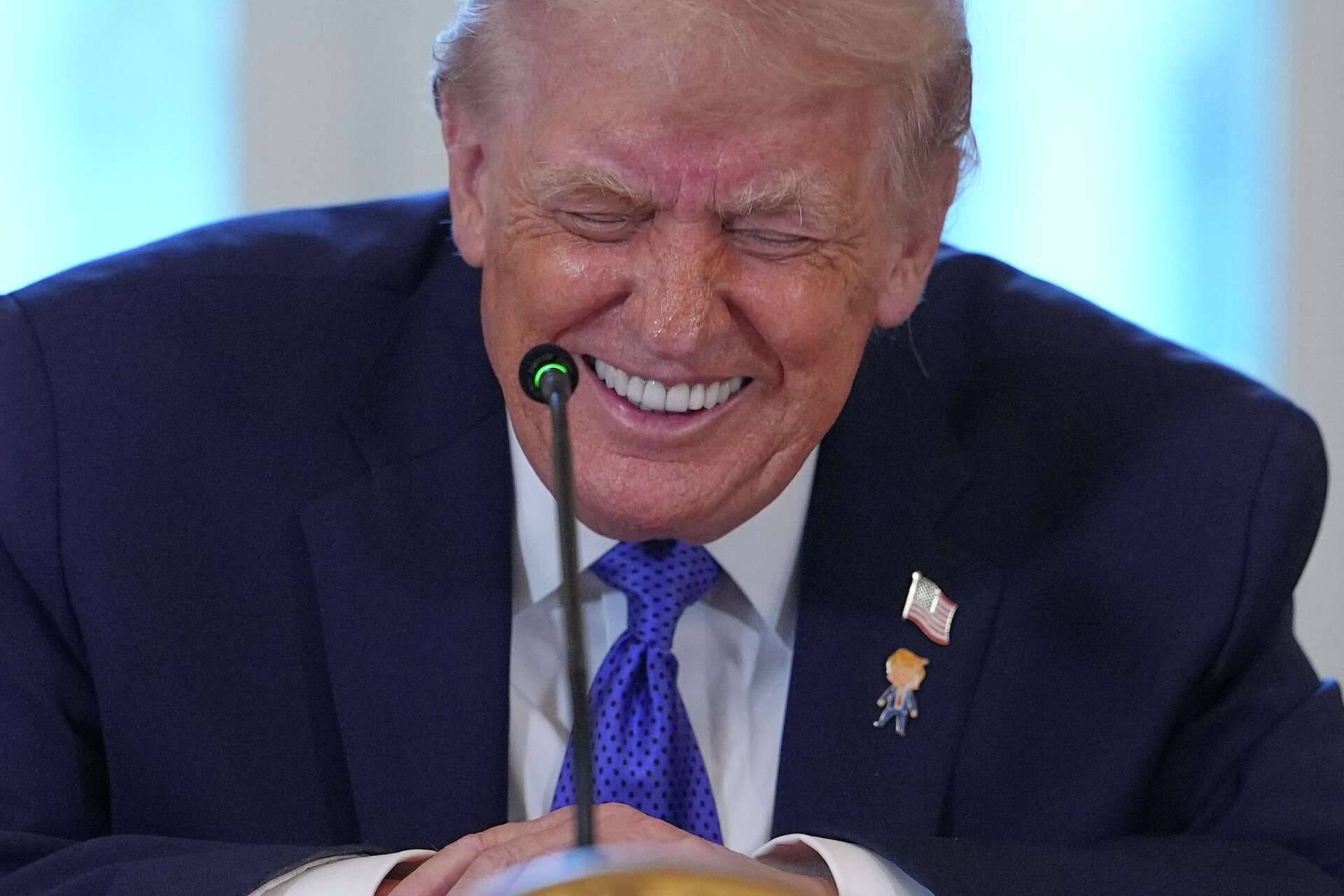 Trump-Smaile2.jpg