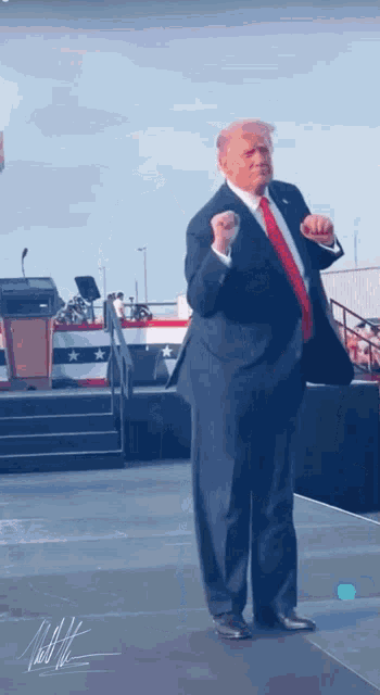 trump-trump-dance-3027332484.gif