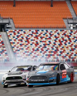 nascar_BrVyzyhnhiq.jpg