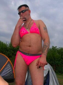 man-bikini-5.jpg