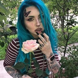 babygoth_Bk_DwHYFB5G.jpg