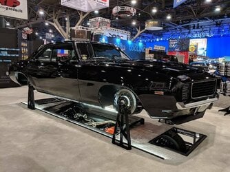 detroitspeed_Bpj5u6vgIVx.jpg