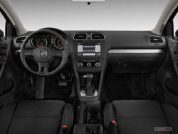 2010_volkswagen_golf_dashboard.jpg