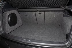 2010 VW GTI hatch area - stealth installation - 181210-01.jpg