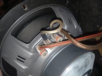 Subwoofer inside box wiring.jpg