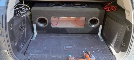 Box1.jpg
