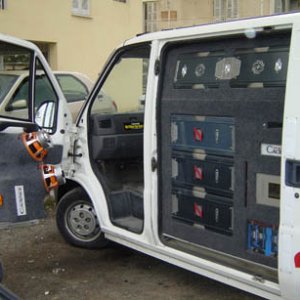 side_van