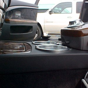 BMW745