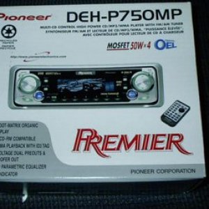 Pioneer 750