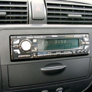 Clarion DXZ835MP