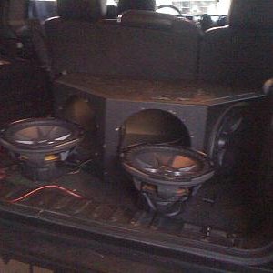 Ported box? or should i keep this box?
