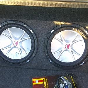 Kicker CVR 12" 4-Ohm 400w RMS 800w Peak