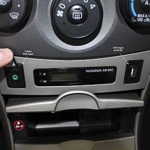 aux usb tags