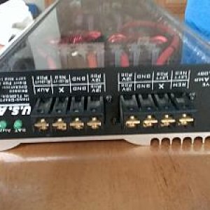 Old US Amp 2000x terminals