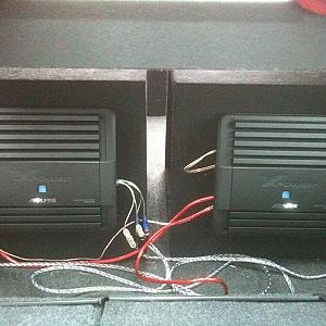 2 Alpine MRP-m500 mono block Amplifiers, in second set of sealed boxed