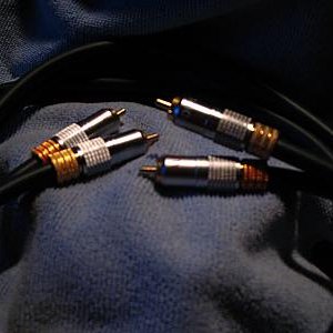 Locking RCA cables, Ohno Continuous Cast Copper