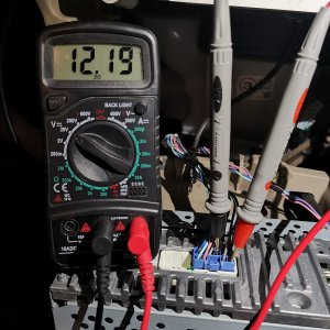 12v after ignition while connected to the original radio.jpg