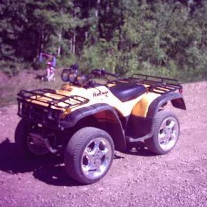 a pic of my bro's quad