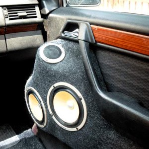 Mercedes 124 Pioneer PRS