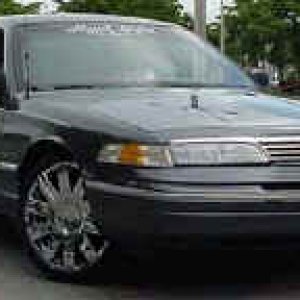 andycrownvic01_small