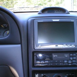 Clarion 7" indash - mustang