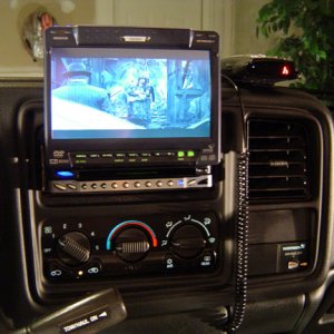 Clarion VRX925VD DVD Headunit
