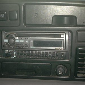 Old Alpine CD & EQ in my old '95 Ram