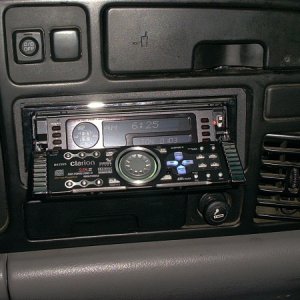 Clarion in '95 Ram