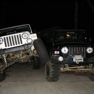 flexing on another jeep