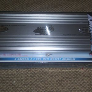 My Lanzar HTG264 Amp