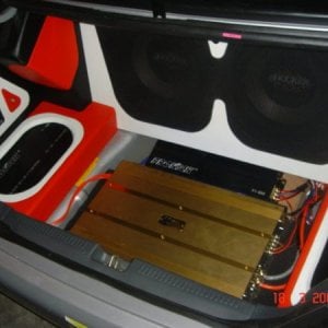 Prokick Amps, KX3 Xovers, CVRs,...but what is that golden amp?