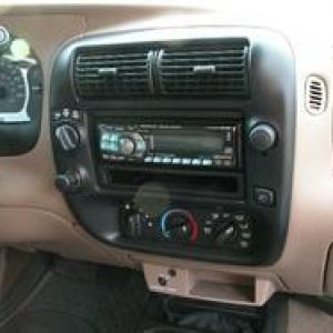 Alpine CDA-9811 Installed in ranger