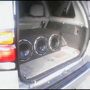 (3) 10W6V2 sealed, Montero Sport