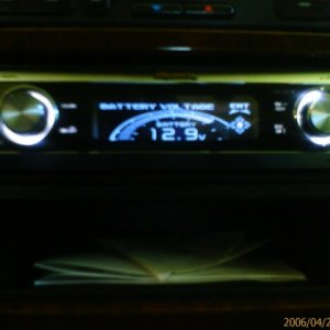 Premier DEH-P880PRS Battery Voltage