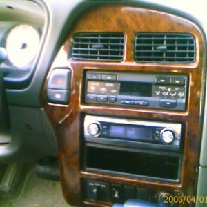 QX4 Dash Close