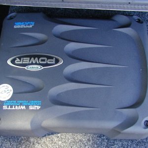 Cheap Amp Just to power em will upgrad eventually