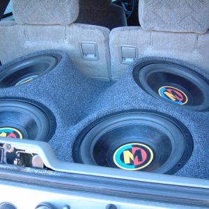 4 12's in a 2 door jimmy