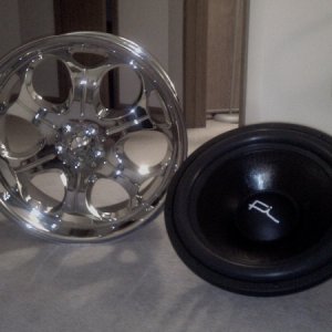fi Q 18" next to my 22s