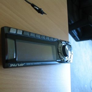 9835004Large