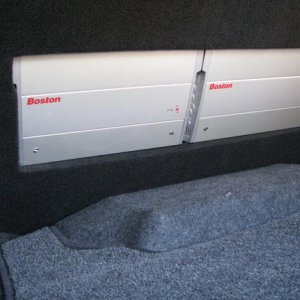 Amp Rack 2004 Lexus IS300
