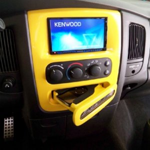 Bezel & iPod compartment