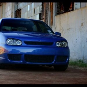 R32