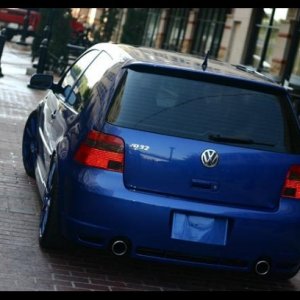 R32